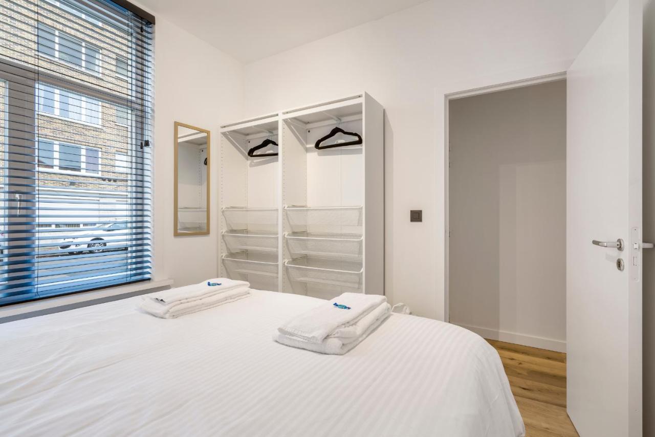 헨트 Cosy, Furnished & Renovated Flat With Outside Lounge 아파트 외부 사진