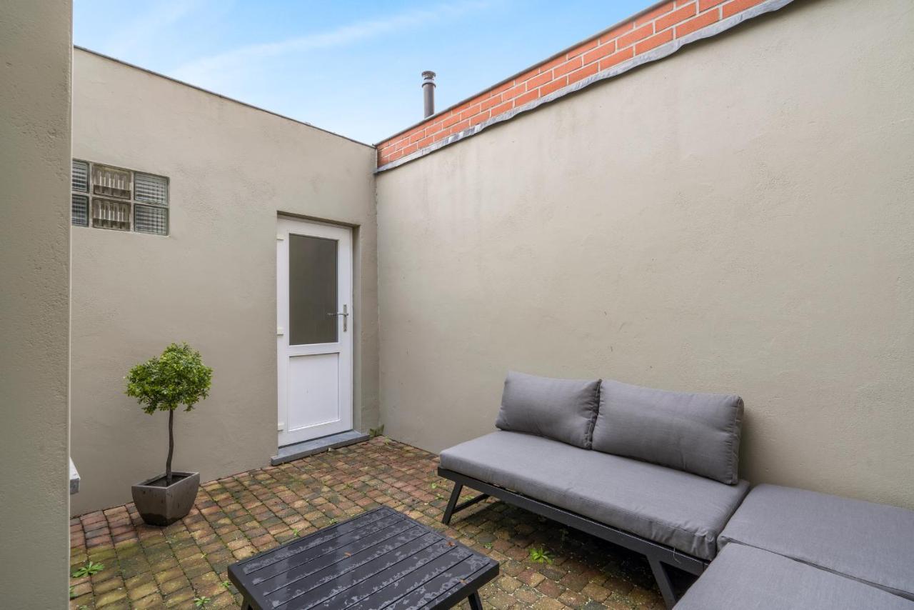 헨트 Cosy, Furnished & Renovated Flat With Outside Lounge 아파트 외부 사진